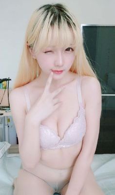 年轻的妈妈朋友