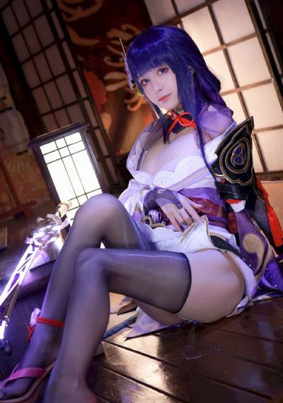 与凤行