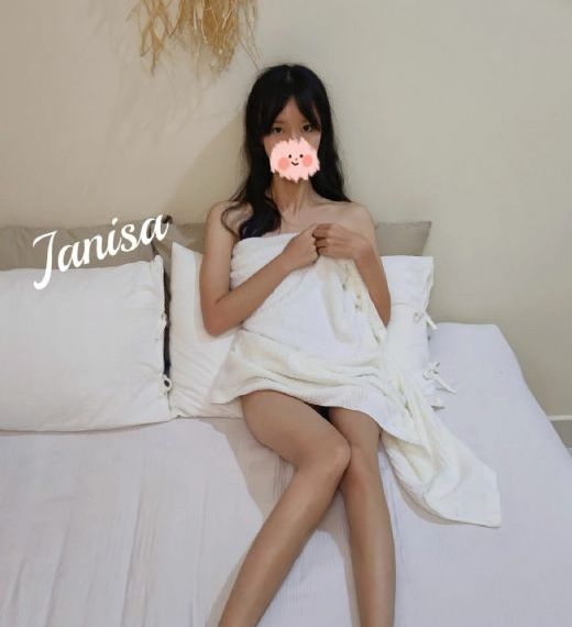 坑神偷拍美眉tp女厕嘘嘘