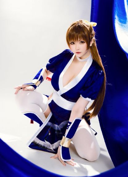 姐姐的女朋友