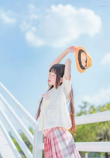 多人舌头伺候她h