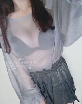 我在路边捡了个艺人